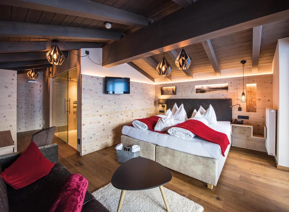 Hotel Goldknopf Alpe Di Siusi Eksteriør billede