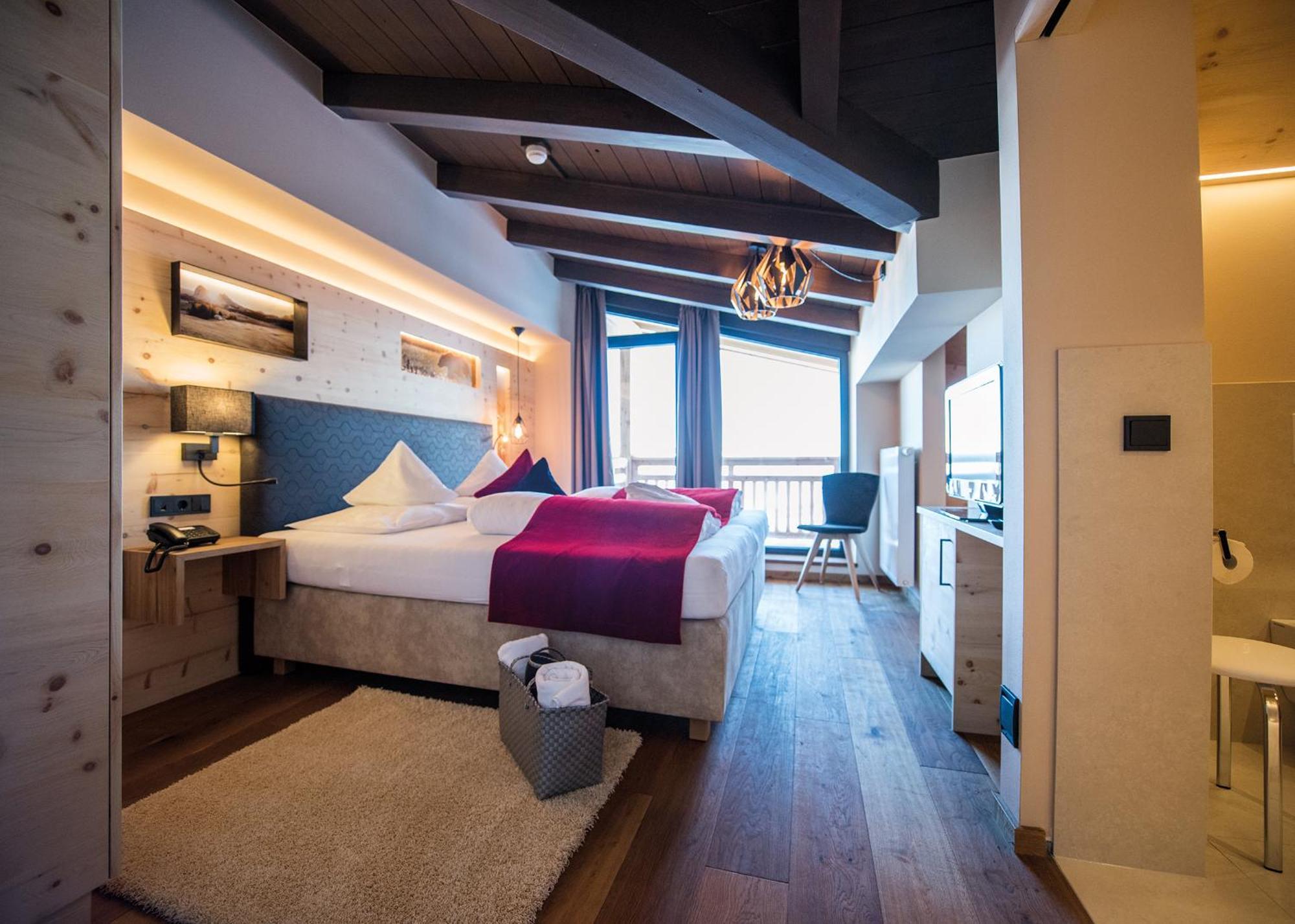 Hotel Goldknopf Alpe Di Siusi Eksteriør billede