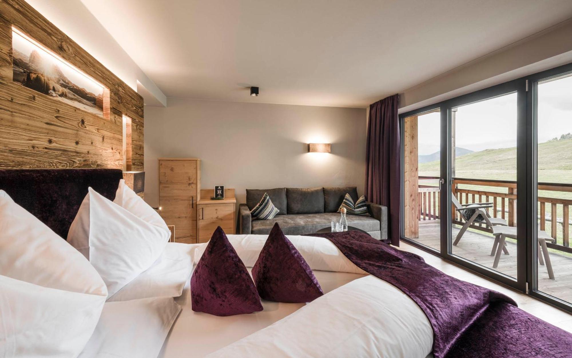 Hotel Goldknopf Alpe Di Siusi Eksteriør billede