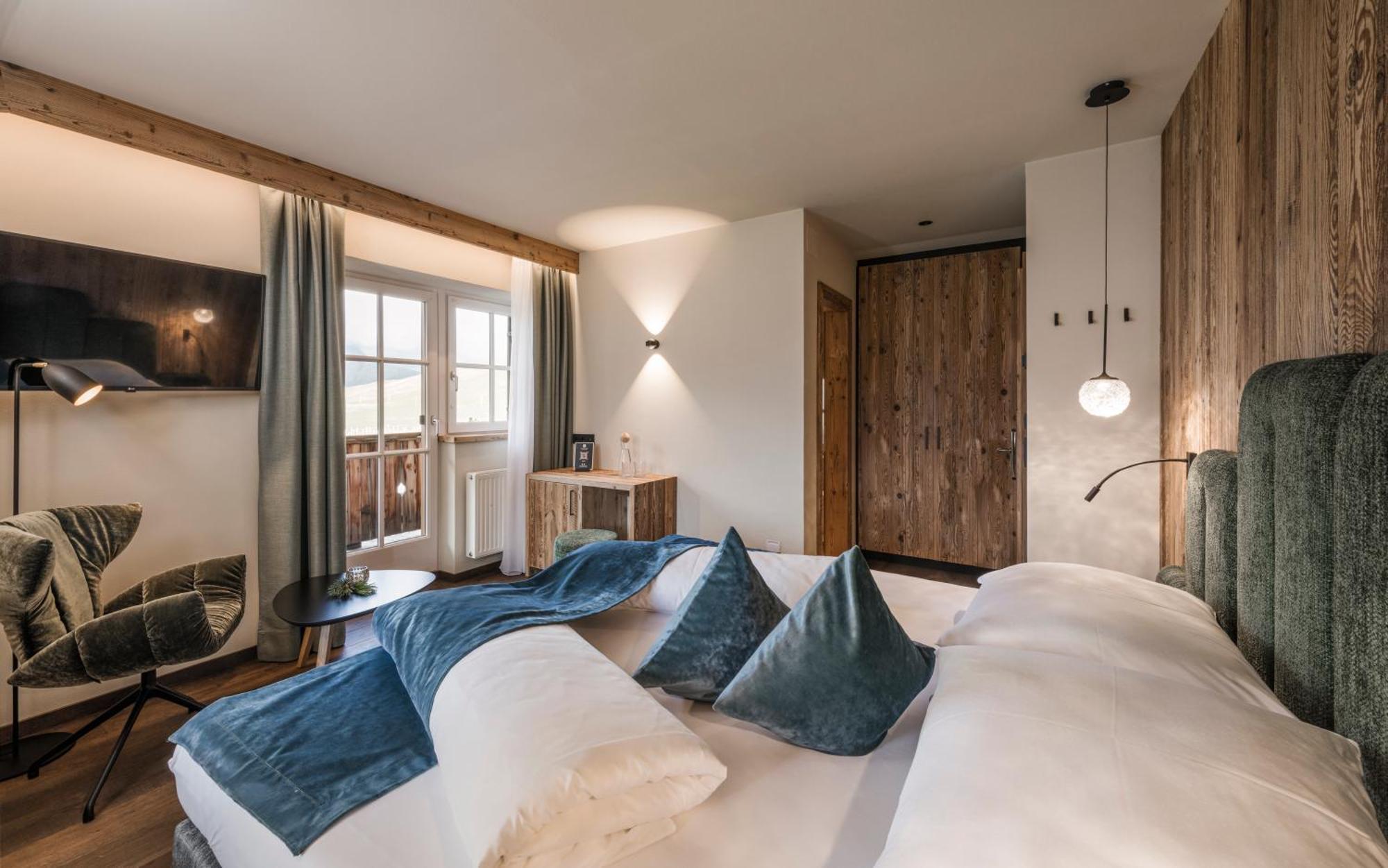 Hotel Goldknopf Alpe Di Siusi Eksteriør billede