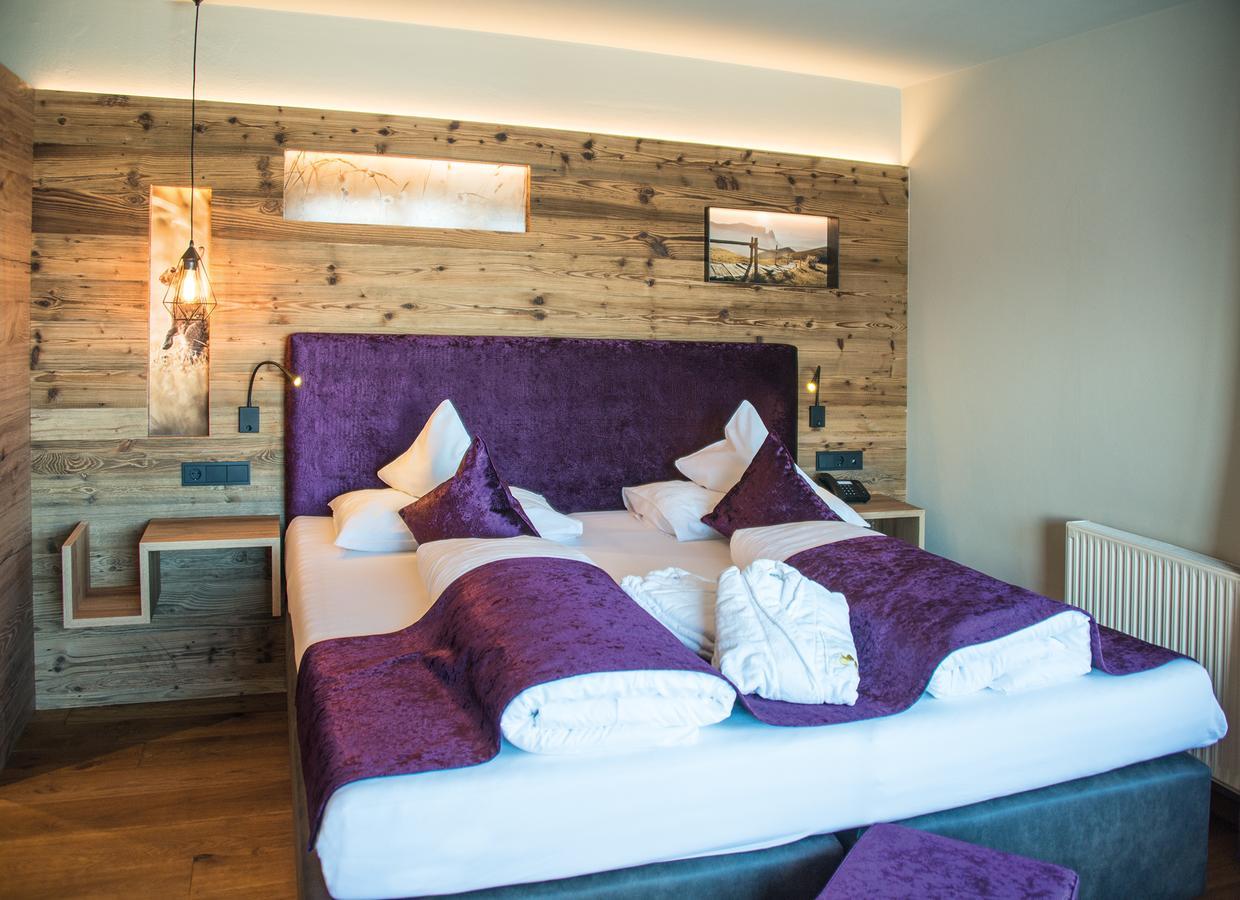 Hotel Goldknopf Alpe Di Siusi Eksteriør billede