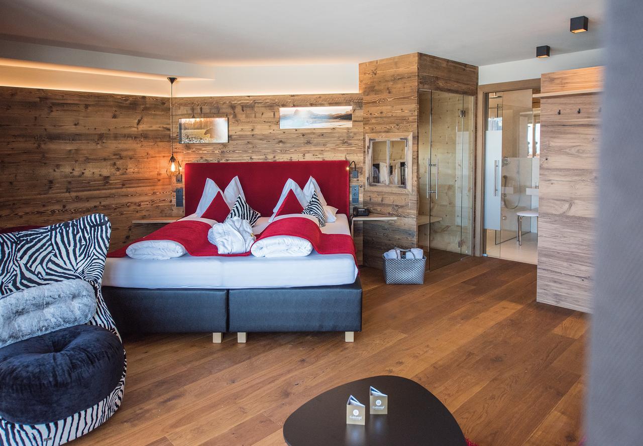 Hotel Goldknopf Alpe Di Siusi Eksteriør billede