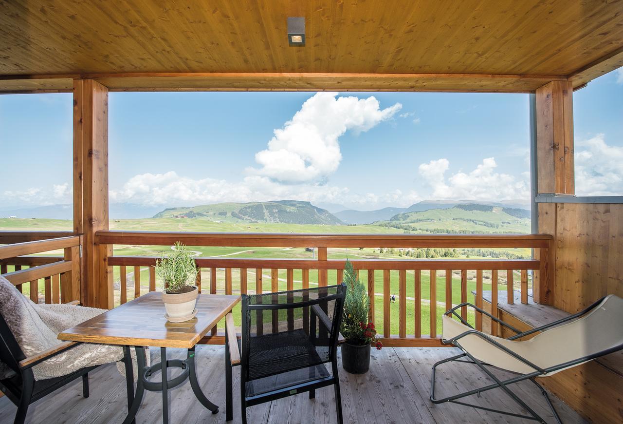 Hotel Goldknopf Alpe Di Siusi Eksteriør billede