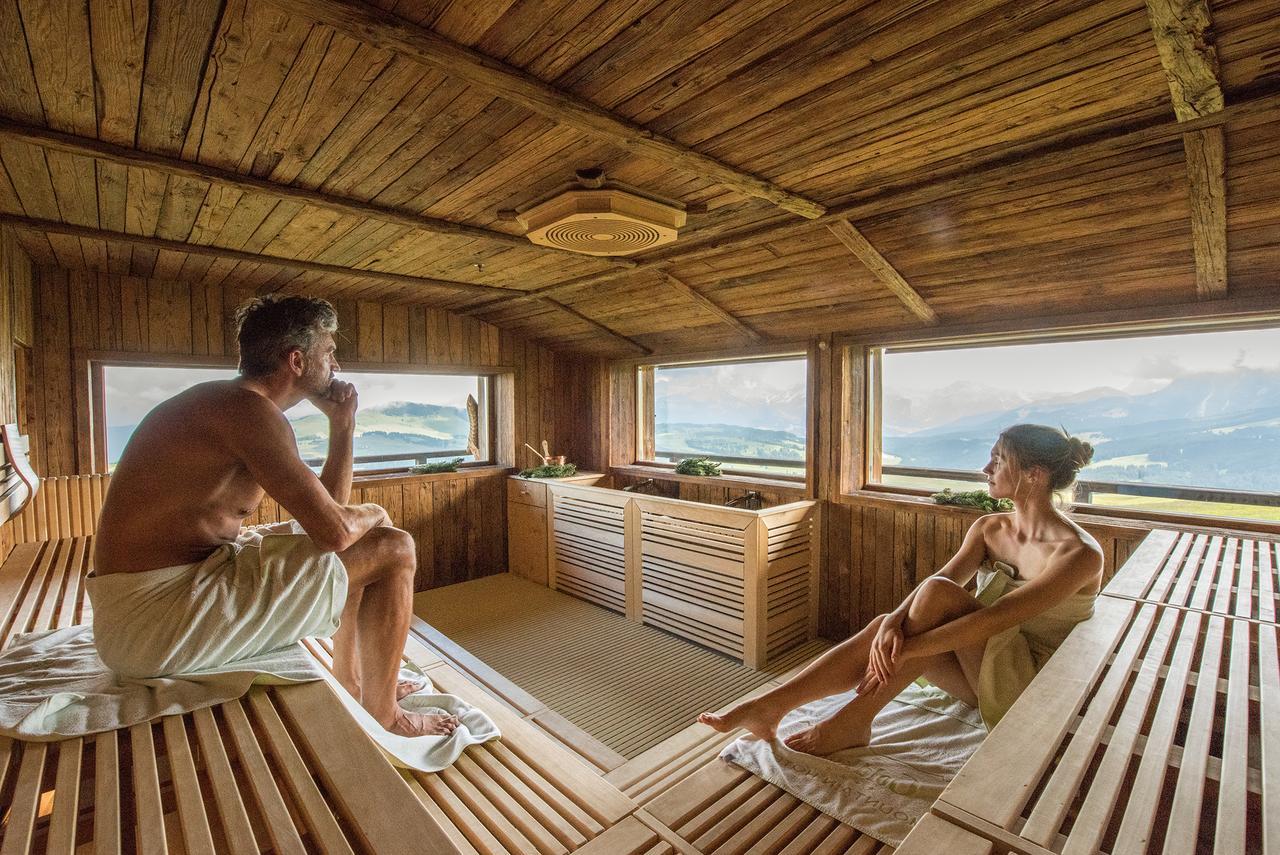 Hotel Goldknopf Alpe Di Siusi Eksteriør billede