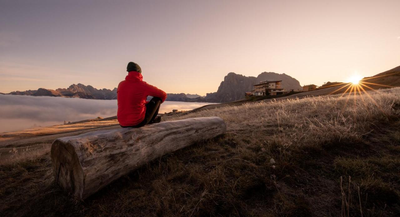 Hotel Goldknopf Alpe Di Siusi Eksteriør billede
