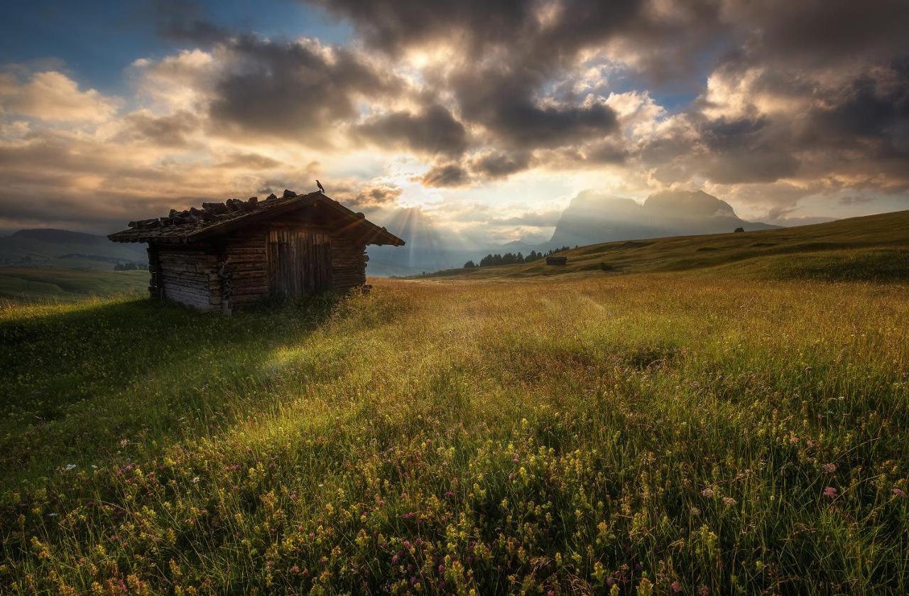 Hotel Goldknopf Alpe Di Siusi Eksteriør billede